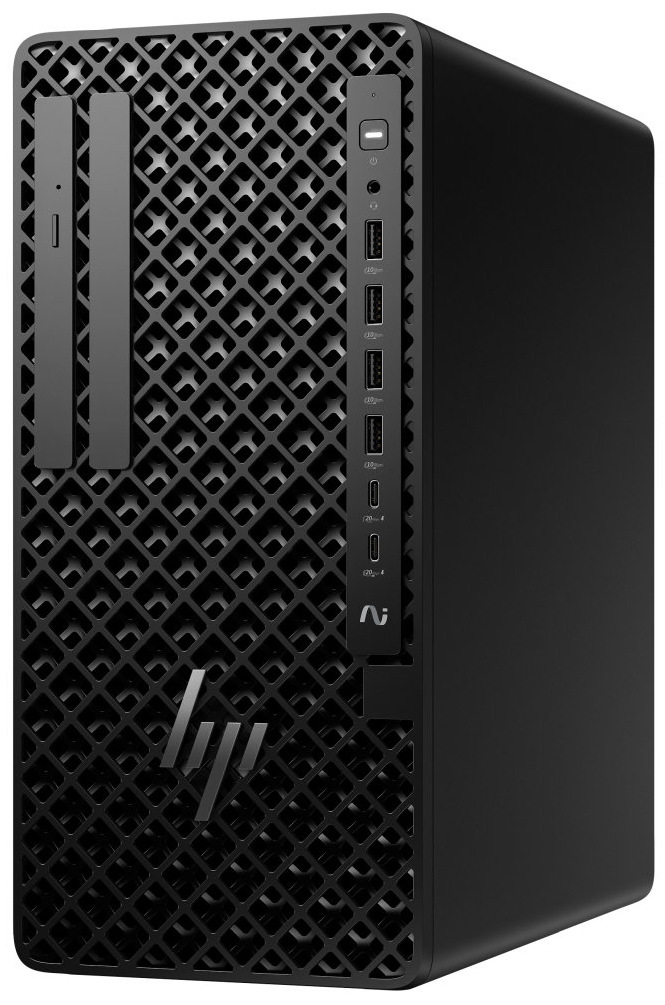 Na obrázku je černý stolní počítač HP Z1 Tower G1i zachycený šikmo zepředu. Přední panel tvoří výrazná mřížka s kosočtvercovým vzorem, která zabírá téměř celé čelo. Vlevo jsou dvě svislé záslepky nebo pozice pro mechaniku a vpravo úzký ovládací panel s tlačítkem zapnutí, konektorem pro sluchátka, několika USB porty a dvěma USB-C porty. Ve spodní části čela je lesklé logo HP.