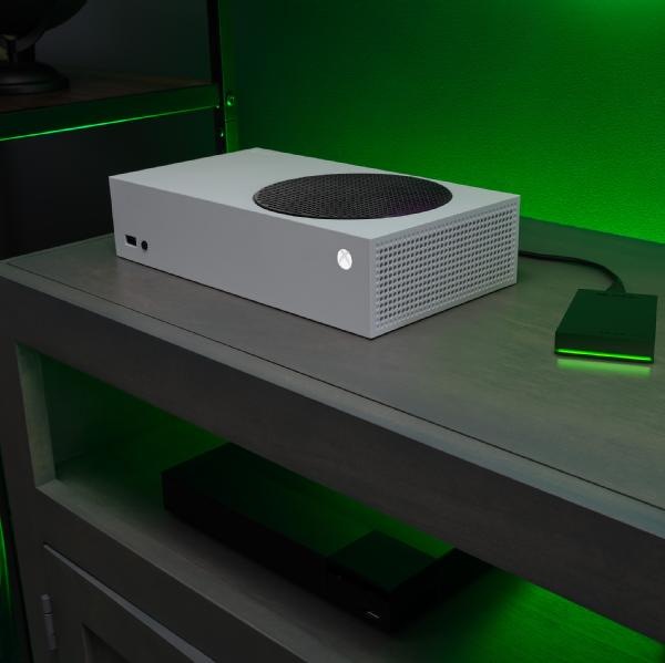 Externí pevný disk 2,5" Seagate Game Drive for Xbox 4TB LED černý Externí pevný disk 2,5" Seagate Game Drive for Xbox 4TB LED černý