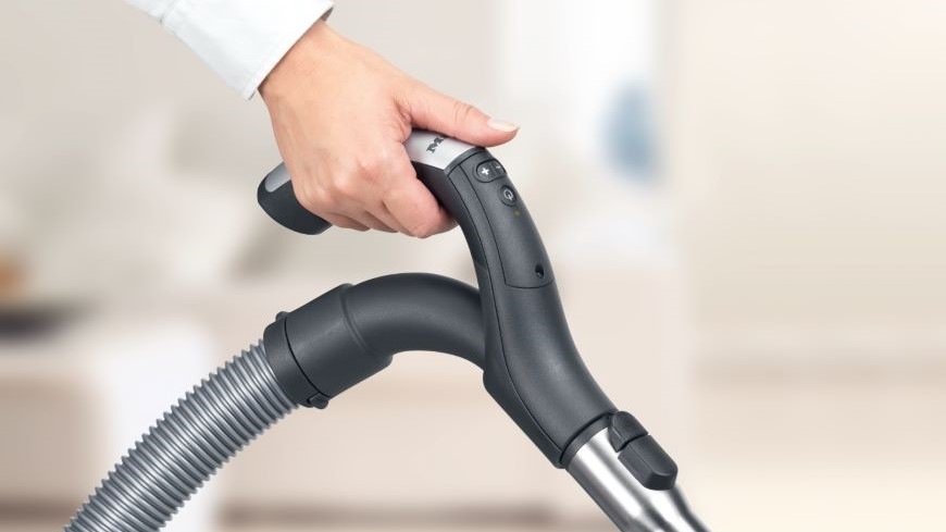Podlahový vysavač Miele Blizzard CX1 Comfort PowerLine černý