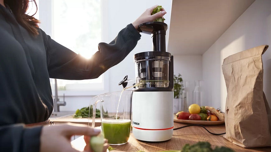 Odšťavňovač Bosch MESM500W bílý Odšťavňovač Bosch MESM500W bílý