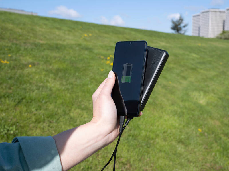Powerbanka Trust Primo ECO 15000mAh černá Powerbanka Trust Primo ECO 15000mAh černá