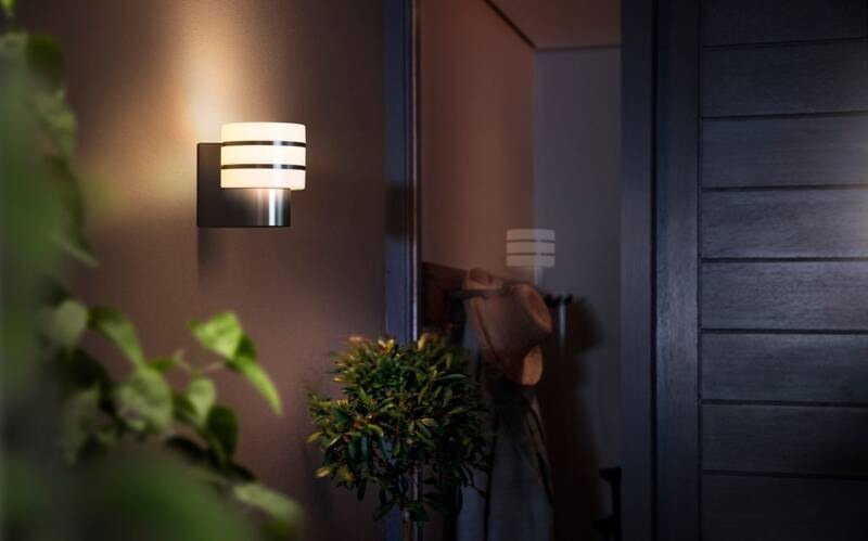 Nástěnné svítidlo Philips Hue Tuar White, nástěnné chrom Nástěnné svítidlo Philips Hue Tuar White, nástěnné chrom