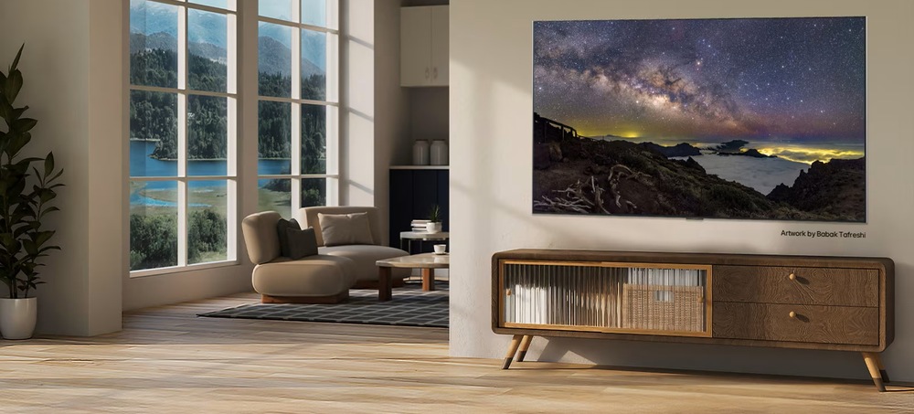 Prémiová výbava s HDMI 2.1, Wi-Fi 6E a Magic Remote posouvá komfort používání na novou úroveň.