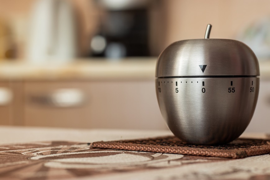 Indukční varná deska Gorenje GI6421BX černá Indukční varná deska Gorenje GI6421BX, černá, Funkce časovač vám ušetří starosti