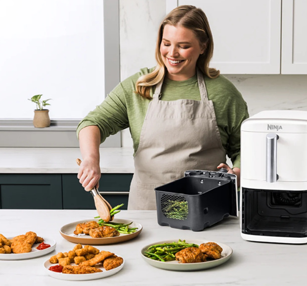 Fritéza horkovzdušná Ninja SL400EUWH Foodie Double Stack XL 9,5 l bílá