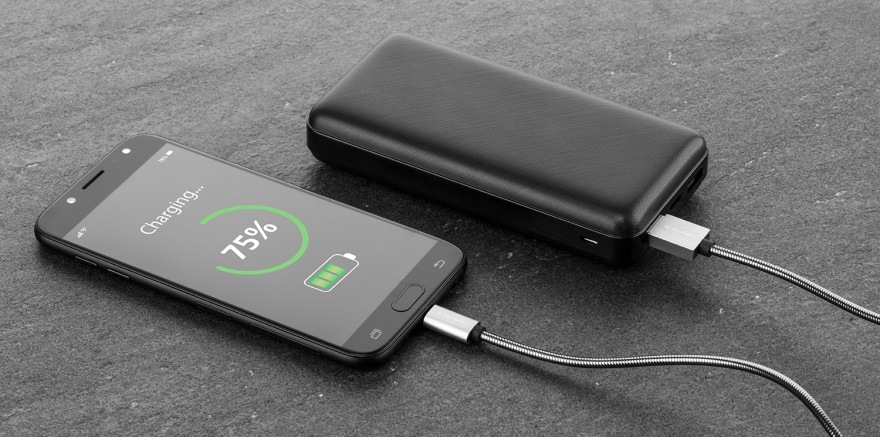 Powerbanka GoGEN 20000 mAh, USB-C černá GoGEN PB200005B