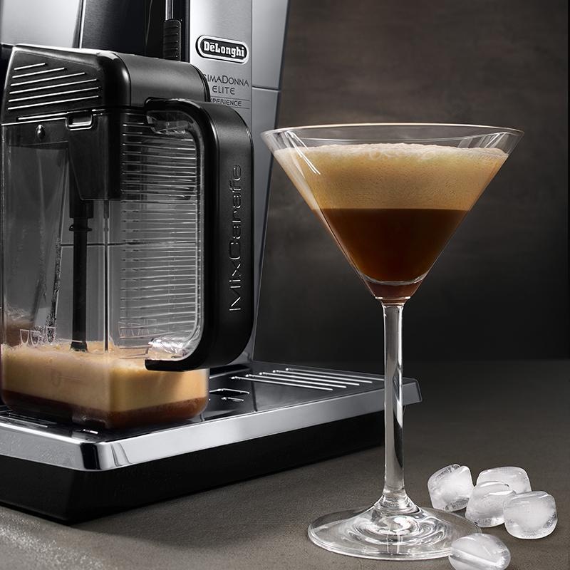 Automatický kávovar De'Longhi PrimaDonna Elite ECAM 650.85.MS stříbrný Espresso De'Longhi ECAM 650.85.MS PrimaDonna Elite