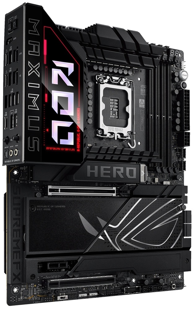 Základní deska Asus ROG MAXIMUS Z890 HERO Na fotce je deska z horního pohledu, přičemž zadní panel s porty je vlevo nahoře a kryje ho výrazný „ROG“ štít. Uprostřed nahoře je patice LGA1851 obklopená masivními pasivy napájení, napravo jsou čtyři DDR5 sloty. V dolní polovině dominuje velký kryt/chladič pro M.2 sloty a čipset s typickými ROG liniemi, pod ním je hlavní dlouhý PCIe x16 slot a vlevo dole část se zvukem SupremeFX.