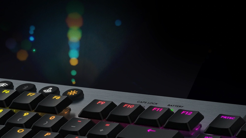 Klávesnice Logitech Gaming G915 Lightspeed RGB, Linear, US černá Klávesnice Logitech Gaming G915 Lightspeed RGB, Linear, US černá