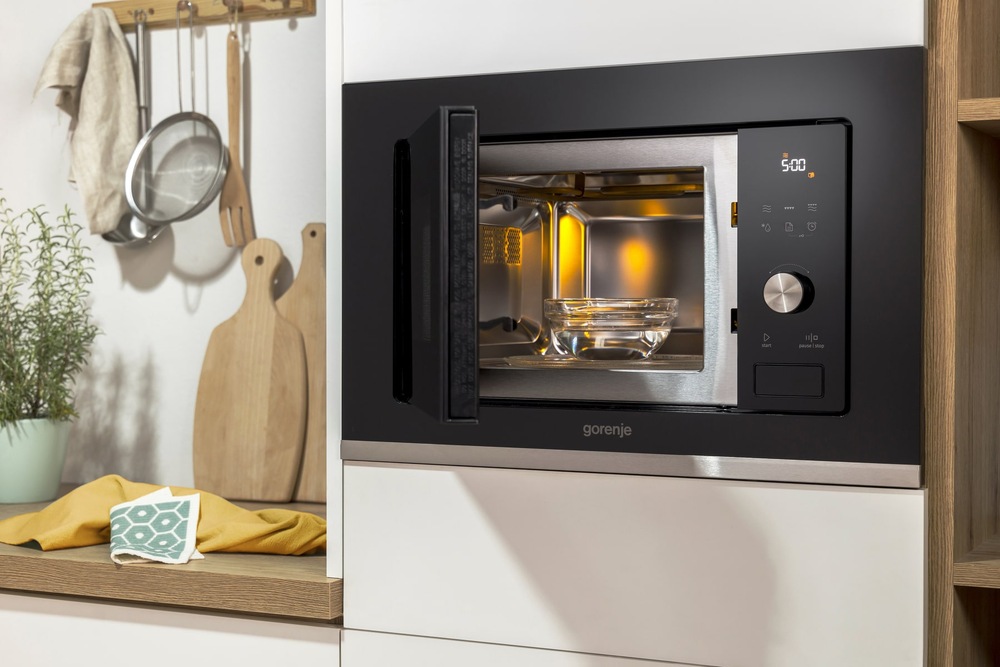 Mikrovlnná trouba Gorenje Superior BM251SG2WG bílá