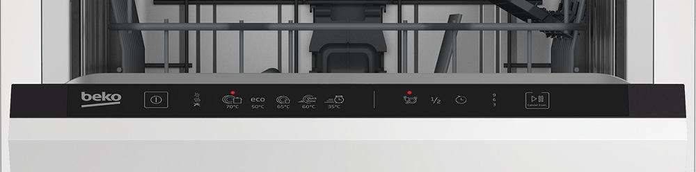 Detail ovládacího a plně integrovaného panelu myčky nádobí Beko