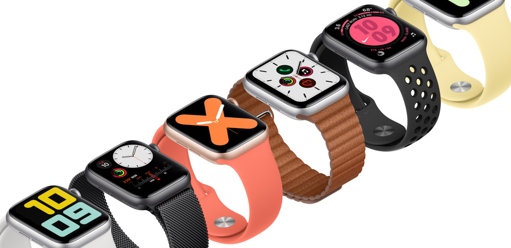 Chytré hodinky Apple Watch Nike Series 5 GPS 40mm pouzdro z vesmírně šedého hliníku - antracitový/černý sportovní řemínek Nike SK