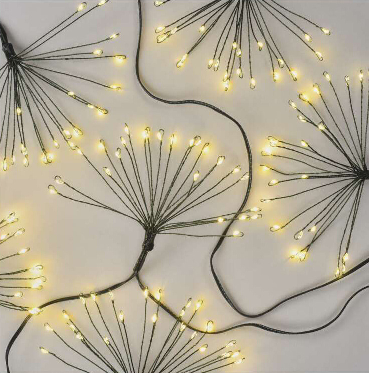 Vánoční osvětlení EMOS 450 LED řetěz - svítící trsy, nano, 8 m, vnitřní, teplá bílá, časovač