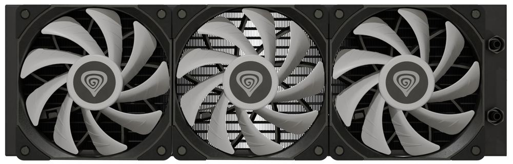Vodní chladič Genesis HYDRIA 360 ARGB černý Na obrázku je zepředu vidět černý radiátor vodního chladiče se třemi velkými ventilátory vedle sebe. Každý ventilátor má světlé lopatky a uprostřed kruhové logo Genesis. Celek působí robustně a technicky, v černo-šedém provedení.