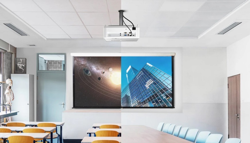 Projektor ViewSonic PA700W bílý