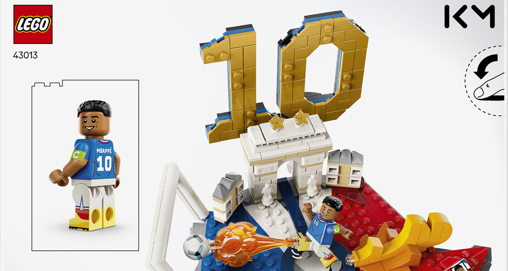 Stavebnice LEGO Editions umožní sestavit výstavní scénu věnovanou fotbalové hvězdě Kylianu Mbappému