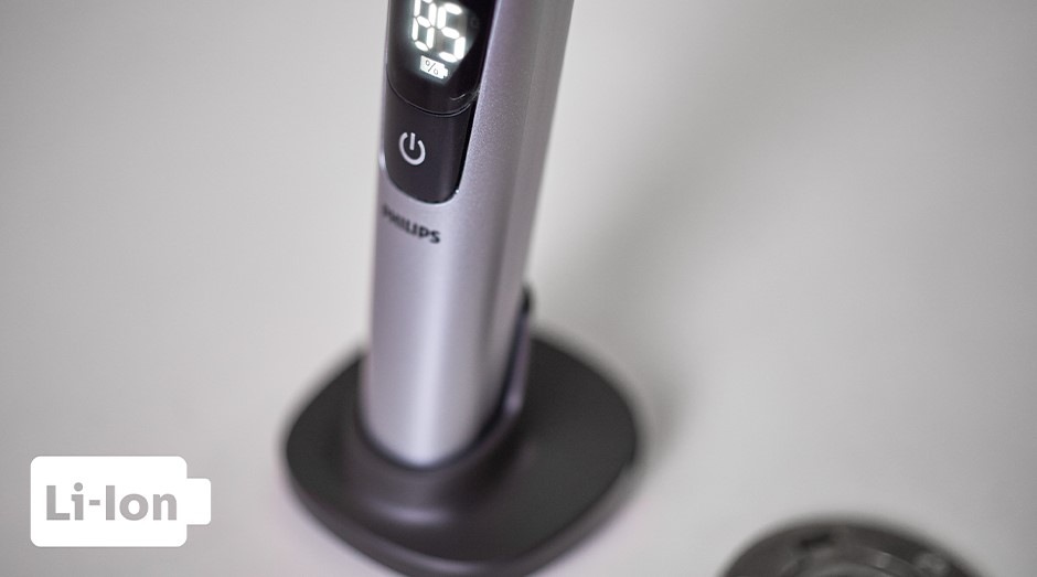 Zastřihovač vousů Philips OneBlade Pro QP6620/20 Face + Body černý Zastřihovač vousů Philips OneBlade Pro QP6620/20 Face + Body černý
