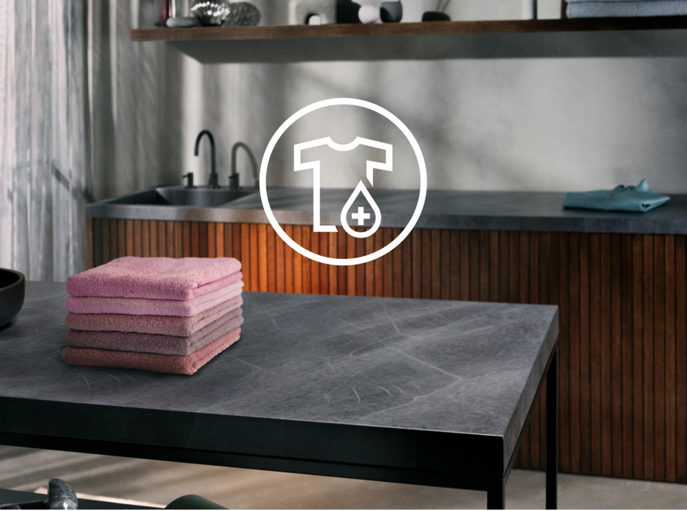 Pračka AEG ProSteam® 7000 LFR73962BC bílá