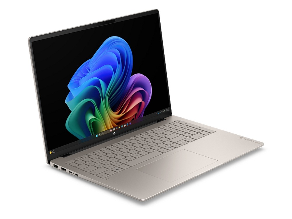 Notebook HP OmniBook 5 AI PC 16-bm0604ncx + Game Pass předplatné na 2 měsíce stříbrný HP OmniBook 5 AI PC zaujme skvělou mobilitou