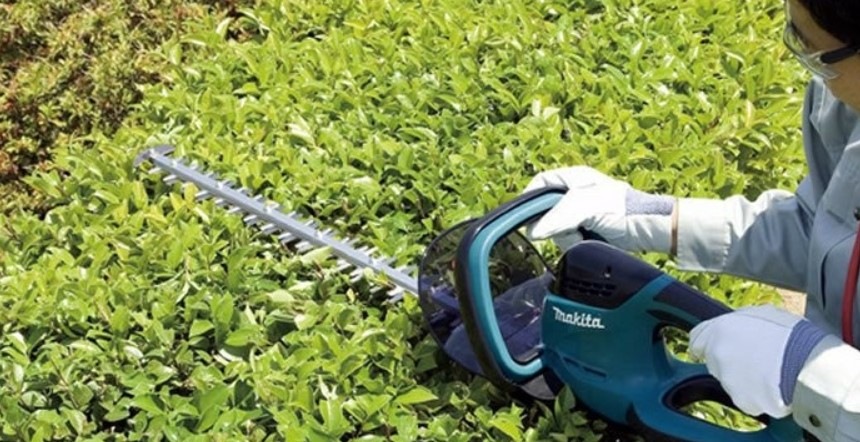 Nůžky na živý plot Makita UH4570 Makita 52 cm, 550 W (HT-345)