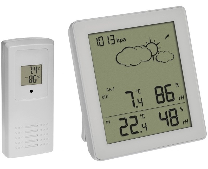 Meteostanice TFA s jednobarevným displejem, 3 senzory