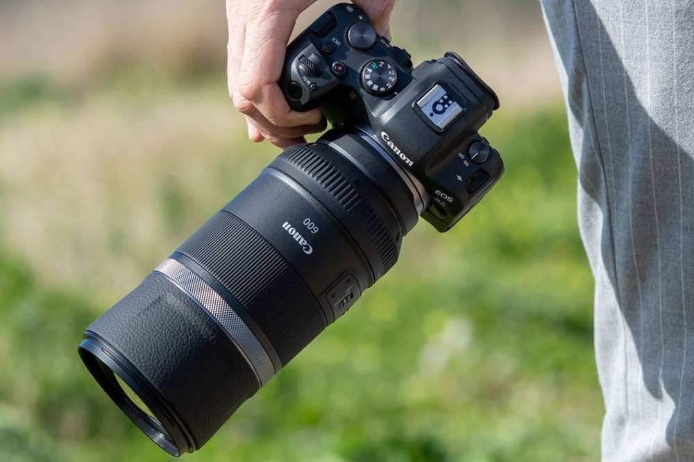 Objektiv Canon RF 600 mm f/11 IS STM černý Objektiv Canon RF 600 mm f/11 IS STM černý