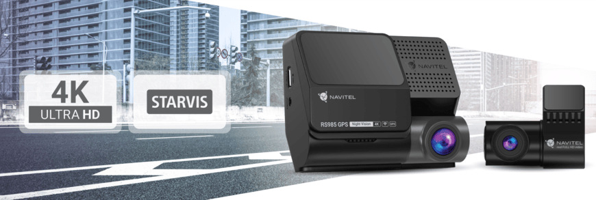 Autokamera NAVITEL RS985 GPS černá