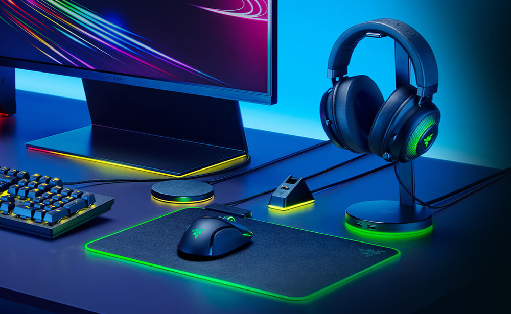 Stojánek Razer Base Station V2 Chroma černý Stojánek Razer Base Station V2 Chroma černý