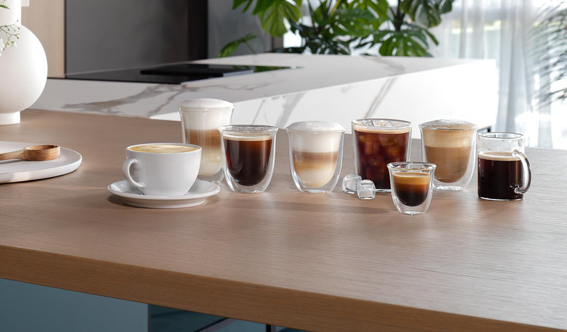 Automatický kávovar De'Longhi Magnifica Plus ECAM320.70TB černý/titanium Espresso De'Longhi ECAM320.70TB Magnifica Plus