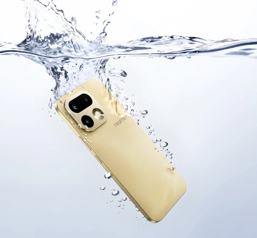 Telefon realme 16 Pro 5G ponořený do vody
