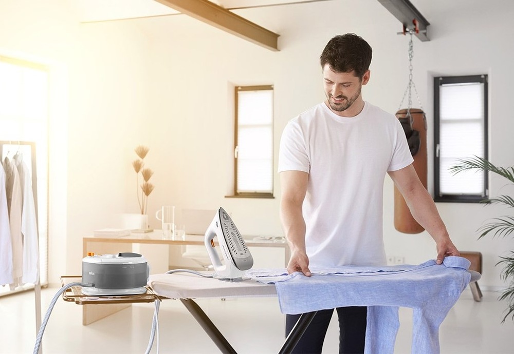 Žehlicí systém Braun CareStyle Compact IS2132WH šedý/bílý Žehlicí systém Braun CareStyle Compact IS2132WH šedý/bílý