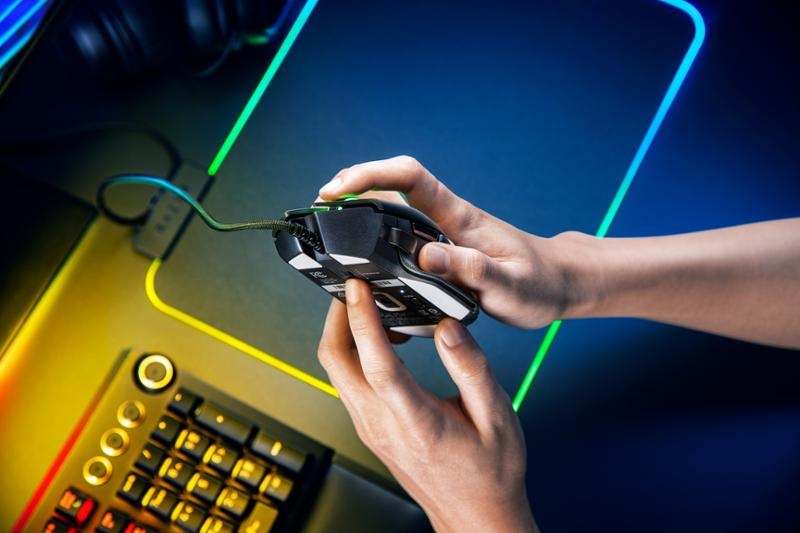 Myš Razer Basilisk V2 černá Myš Razer Basilisk V2 černá