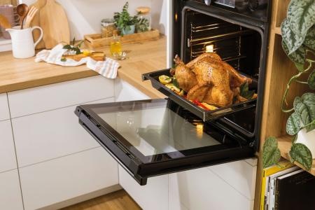 Trouba Gorenje Advanced GBF22ILPMF ExtraSteam černá/sklo
