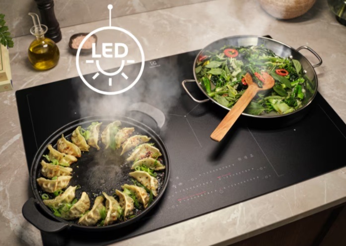 Odsavač par Electrolux série 500 LFP516K černý Odsavač par Electrolux série 500 LFP516K černý