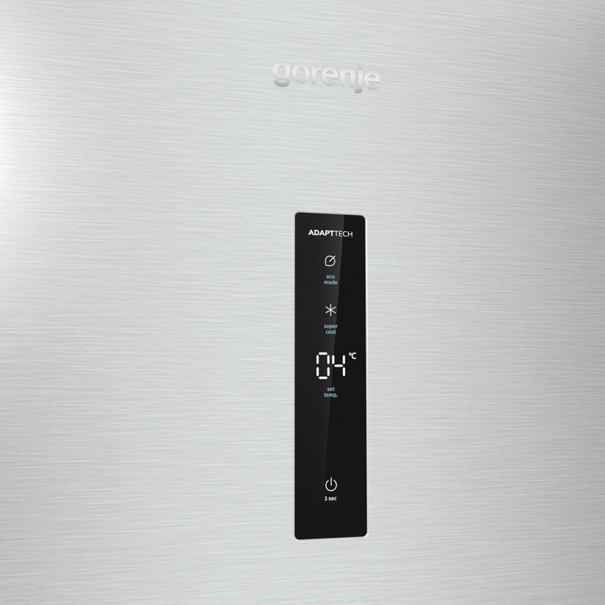 Chladnička Gorenje Advanced R619EAXL6 nerez Chladnička Gorenje R619EAXL6 a detail LED displeje, kde si nastavíte požadovanou teplotu i technologii či funkci