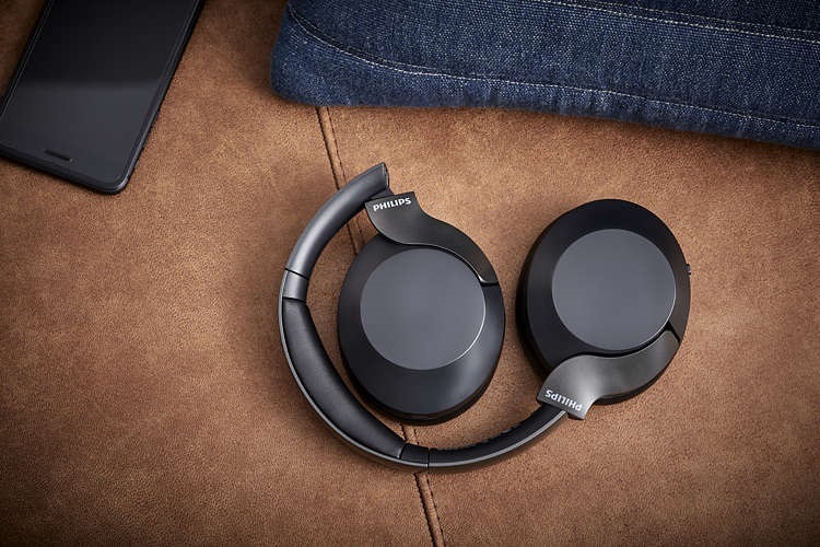 Sluchátka Philips TAPH805BK černá Sluchátka Philips TAPH805BK černá