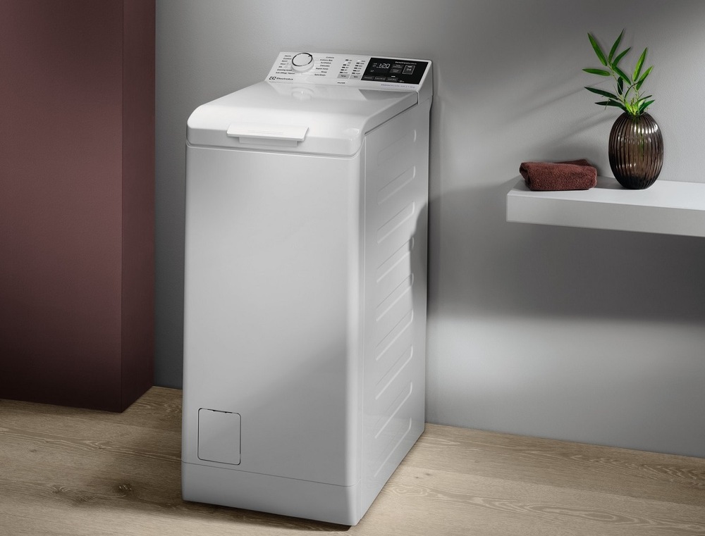 Vrchem plněná pračka Electrolux EW7T4272C