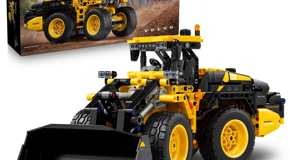Stavebnice LEGO® Technic 42209 Kolový nakladač Volvo L120 Electric Model nabízí dětem možnost představovat si nabíjení stroje a při stavění využít také digitální návod LEGO Builder.