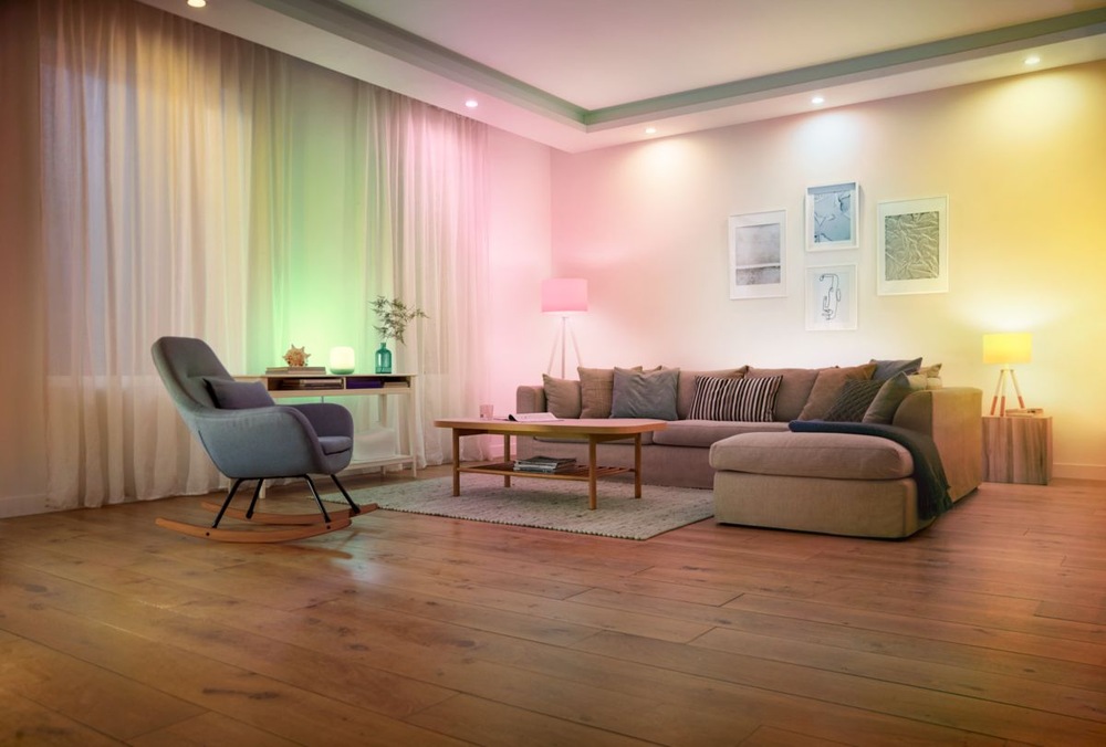 Chytrá žárovka Philips Smart LED 8W, E27, RGB Chytrá žárovka Philips Smart LED 8W, E27, RGB