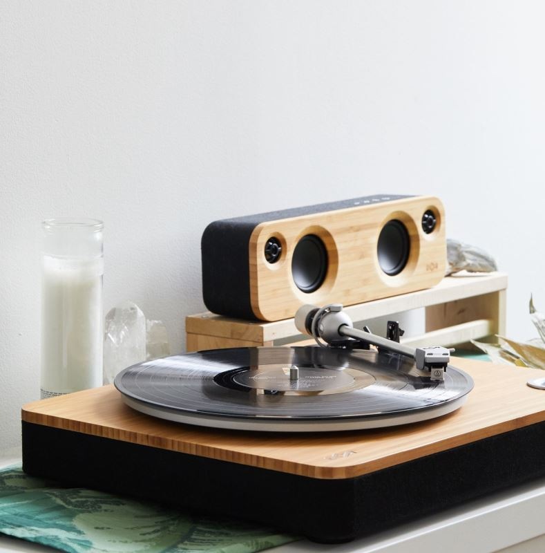 Gramofon Marley Stir It Up Wireless černý/hnědý Gramofon Marley Stir It Up Wireless černý/hnědý