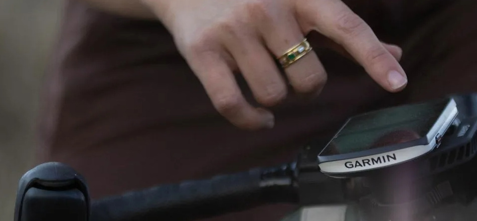 Garmin Edge 1040 Solar spolupracuje s chytrými telefony i trenažéry