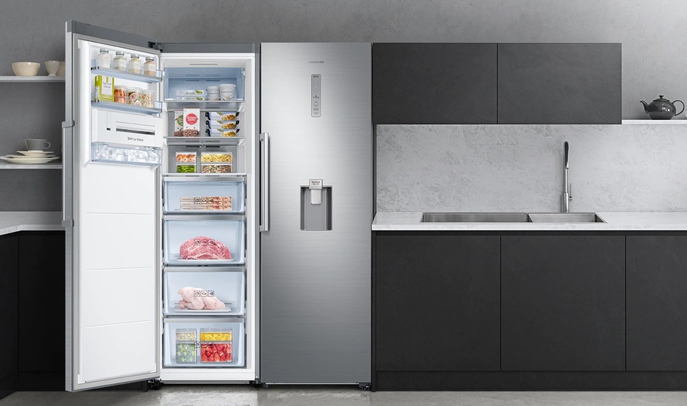 Mraznička Samsung RZ32M7115S9/EO stříbrná