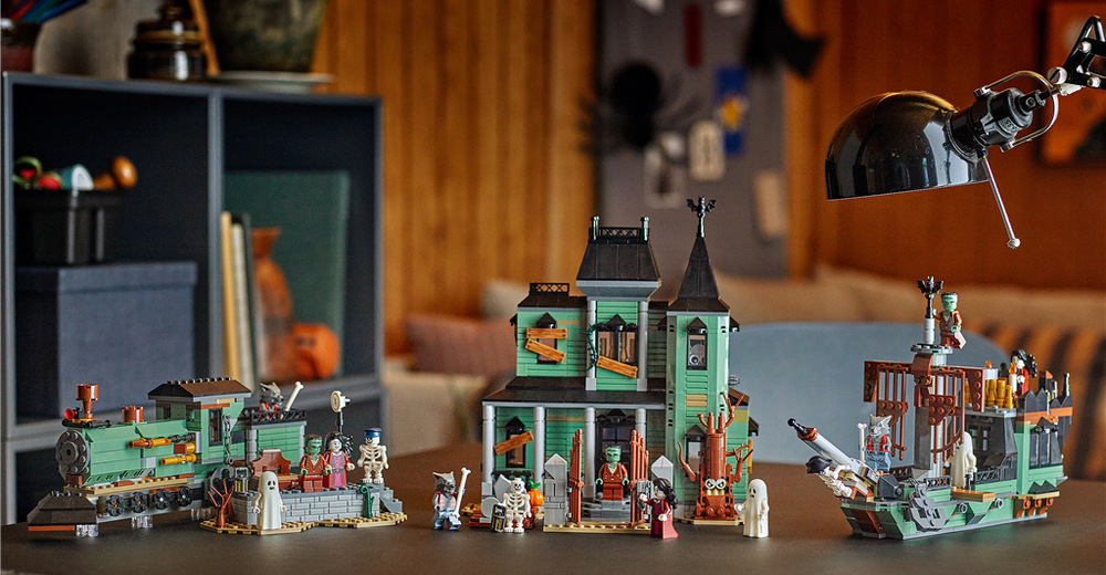 Stavebnice LEGO® Creator 3 v 1 31167 Strašidelný dům Pět minifigurek LEGO v podobě vlkodlaka, upíra, ducha, Frankensteina a kostlivce rozehrává tajemné příběhy.