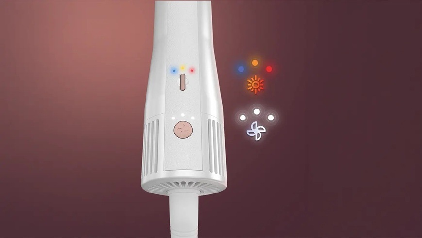 Detail rukojeti multistyleru Sencor SHS 9200RS s ovládacími tlačítky a LED indikací, která znázorňuje nastavení teploty a intenzity proudění vzduchu. Vedle přístroje jsou grafické ikony symbolizující různé režimy sušení a stylingu.