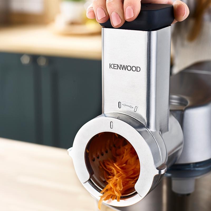 Kuchyňský robot KENWOOD Chef XL KVL4220S stříbrný