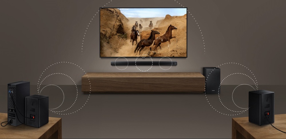 Soundbar Samsung HWR550 černý