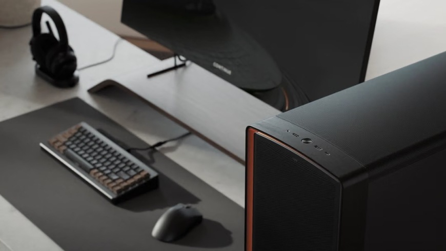 Case FRACTAL DESIGN Summit Ambience Blackout TG Light Tint černá Horní a přední část skříně FRACTAL DESIGN Summit Ambience Blackout TG Light Tint s ovládacími prvky a konektory