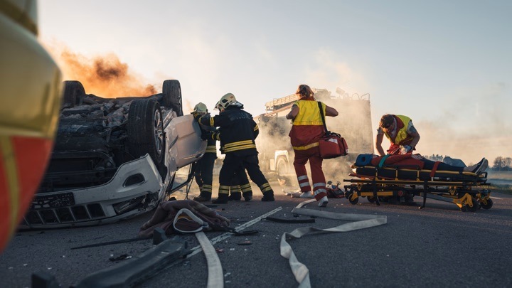 SOS funkce při nehodě automaticky kontaktuje záchranné složky a odešle přesnou polohu.