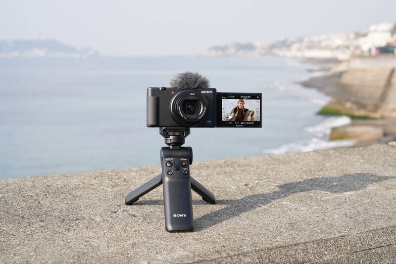 Digitální fotoaparát Sony ZV-1 černý Digitální fotoaparát Sony ZV-1 černý