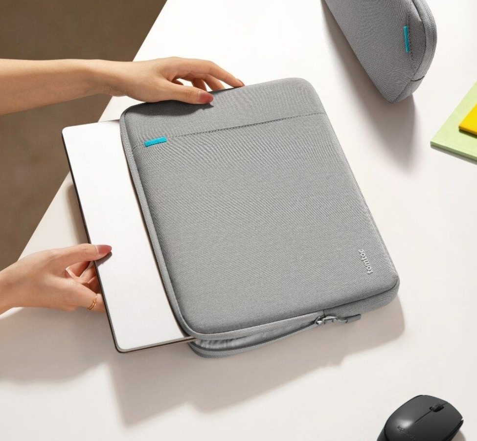 Pouzdro na notebook tomtoc Sleeve Kit - 13" MacBook Pro/Air - šedé